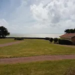 Face A La Appartement *