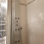 Face A La דירה