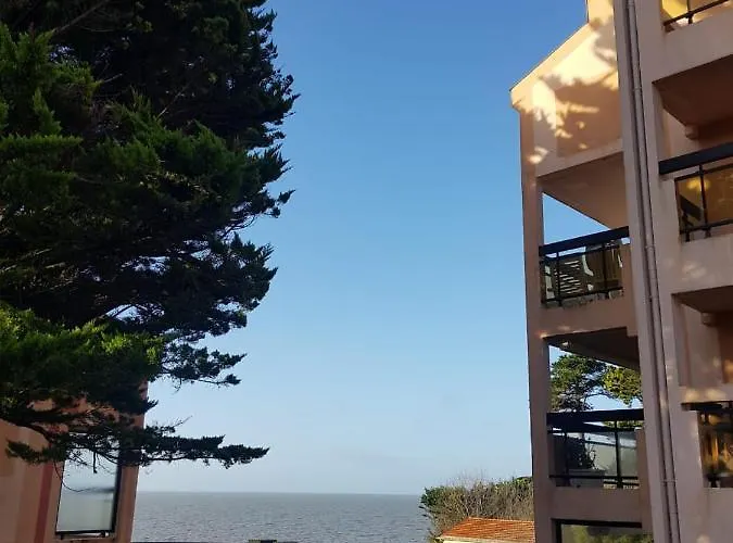 Face A La Appartamento *