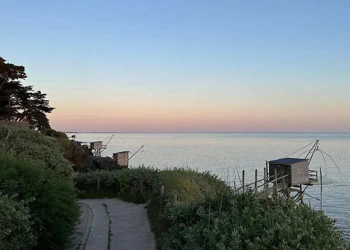 Face A La Appartamento *